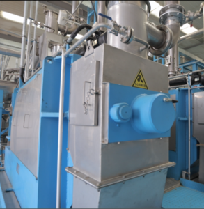 Closed-loop line for industrial animal oil refining operations